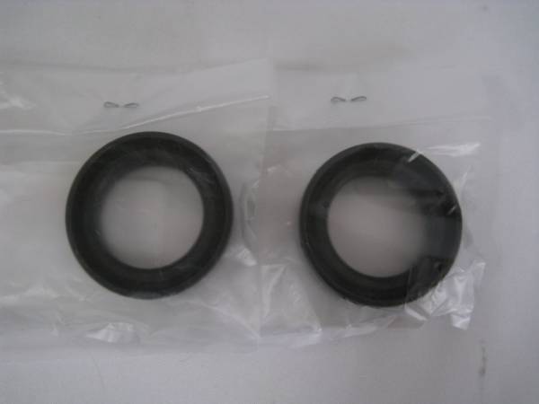 送料無料★新品★RD90(464)★純正フロントフォークオイルシール拍卖