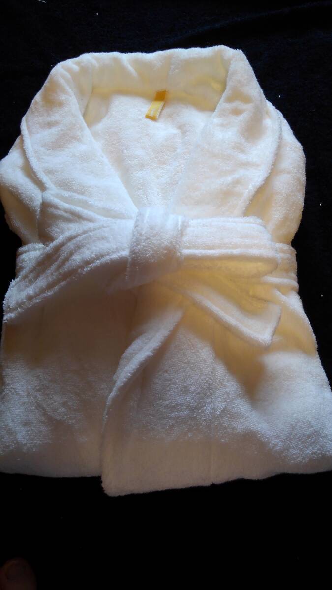 今治池内オーガニックコットンバスローブホワイトー33,000円のお品ーN特価拍卖