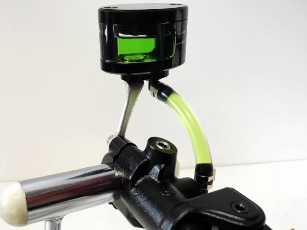 【送料無料】Fluid Tank Hose (CLEAR) 200×Φ6.3×Φ9.5 マスター タンク ホース 検索:ZRX 400 1100 1200 R Ⅱ ダエグ DAEG ローソン拍卖