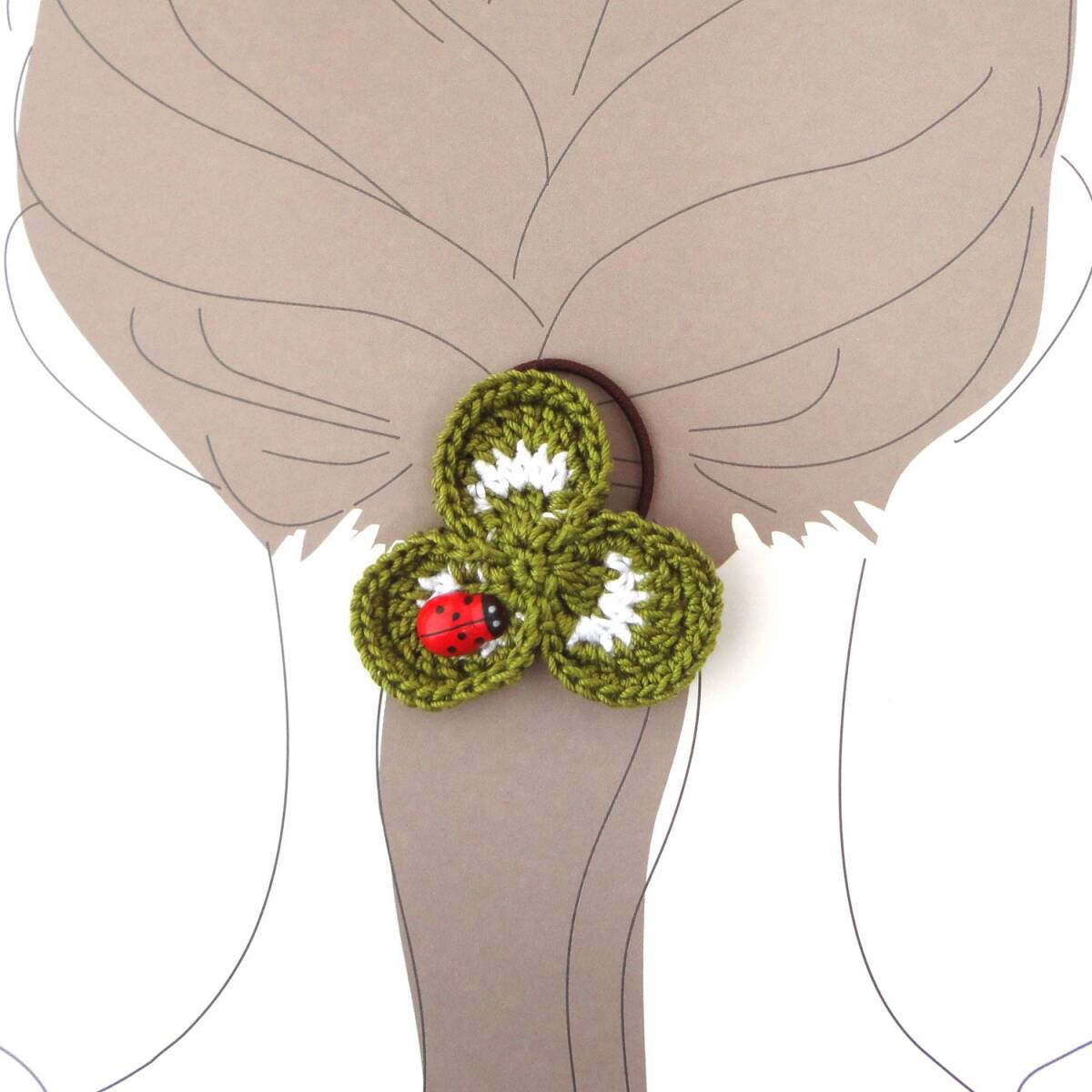 てんとう虫が可愛いクローバーのヘアゴム*YGR*レース編*ハンドメイド*b526∴再販∴拍卖
