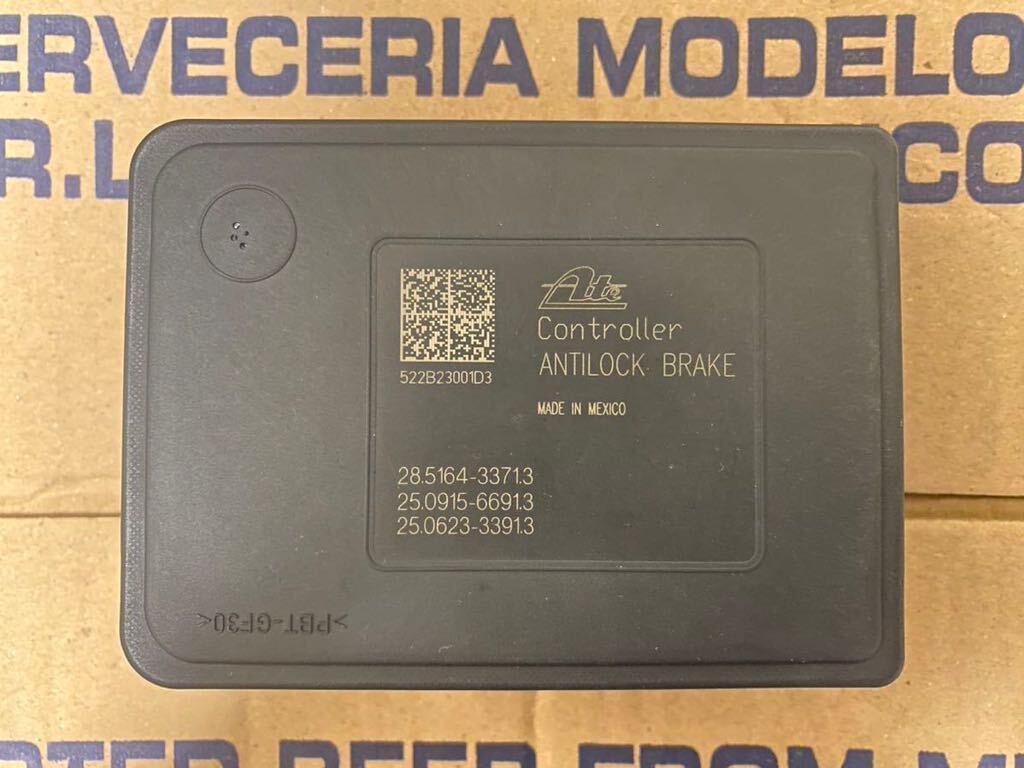 ダッジ チャレンジャー 392 アメ車 MOPAR純正 ABSコンピュータAnti-Lock Brake System Module 68399772AE拍卖