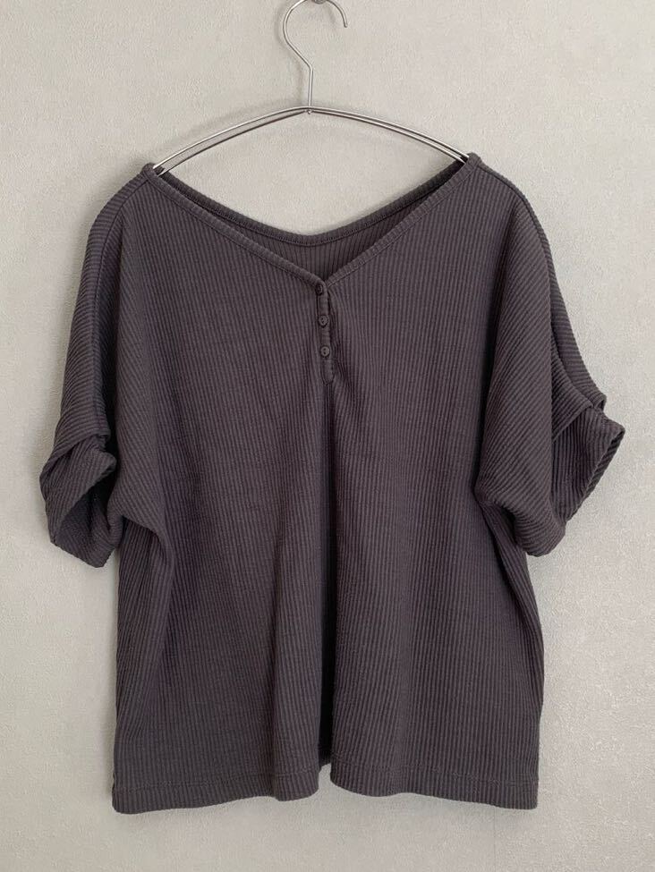 Te chichi テチチ カットソー 半袖拍卖