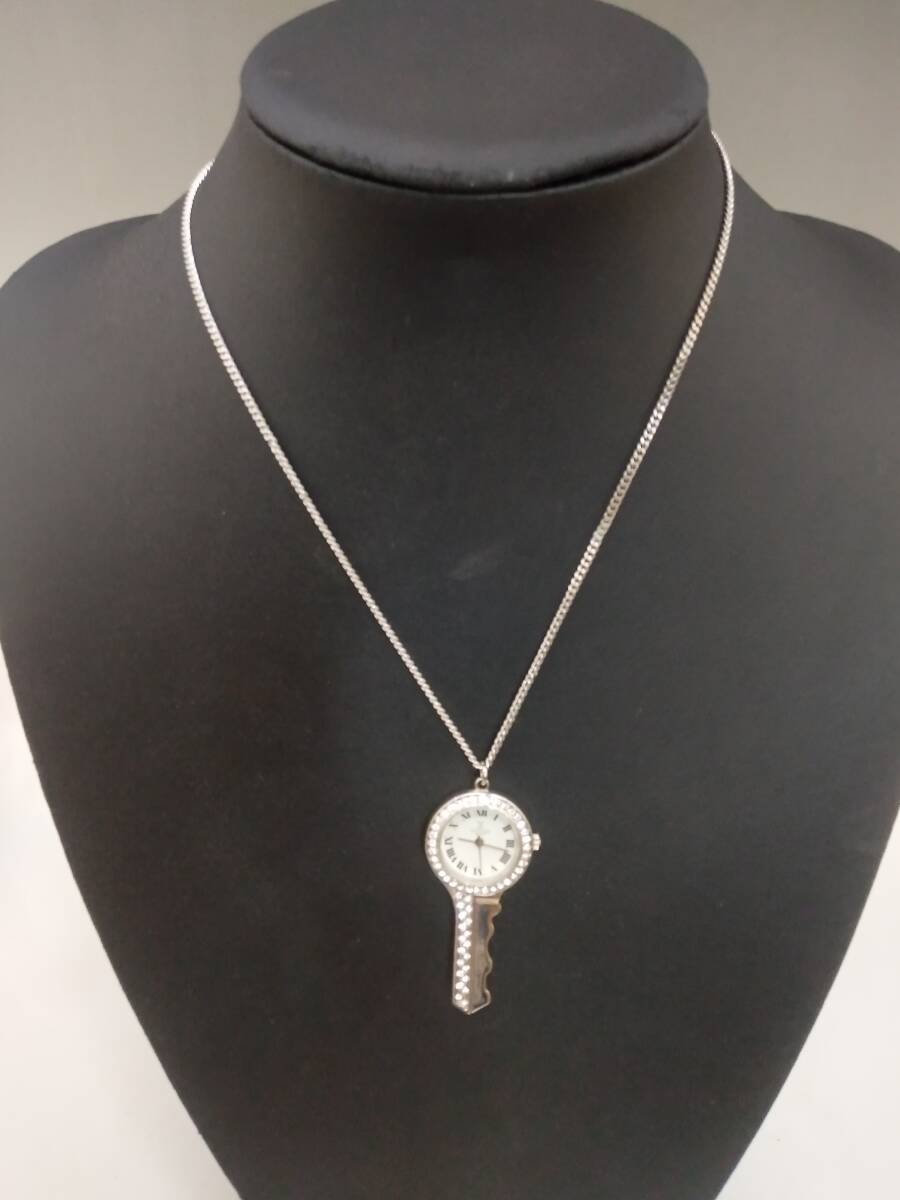 1020-0005 中古★宝石 ジュエリー jewelry カギ 時計 ペンダント ネックレス 約45㎝拍卖
