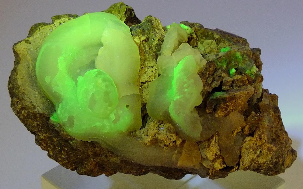 ☆☆ カルセドニー (蛍光) <ニューメキシコ州> 26 ☆☆拍卖