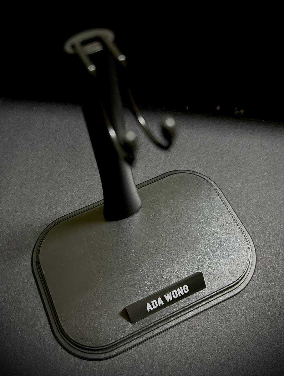 【売り切り/値上げ予定】DAMTOYS製 1/6 スケール 模型 女性 フィギュア用 装備 部品 エイダ バイオハザード RE2 スタンド (未使用拍卖