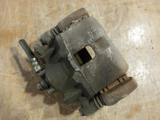 アクティバン 右 キャリパー 平成11年 GD-HH6 フロント ブレーキ 4WDタウン 18.7万km 即決あり ii拍卖