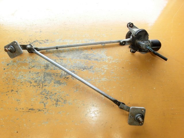 アクティバン ワイパー モーター 平成11年 GD-HH6 フロント リンク 4WDタウン 18.7万km 即決あり拍卖