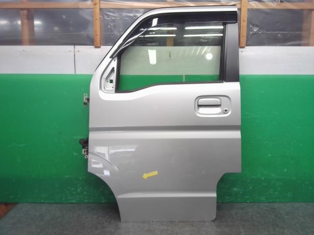 NV100クリッパーリオ ABA-DR17W 左フロントドアASSY G 80101-4A01J拍卖