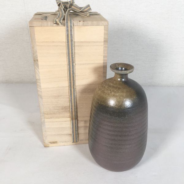 【美品/共箱付/高さ約22㎝】備前焼 備州窯 宗秀 花瓶 花器拍卖