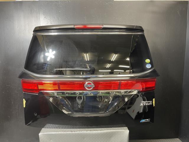 エルグランド PE52 リア ゲート バック ドア パネル K010 1JBMA GAE拍卖