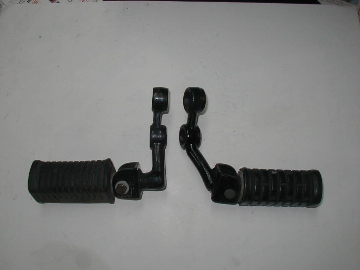 ■Z系Z1RZ2Z750RS■フロントステップ・純正ノーマル■当時物貴重希少ジャンクZ750FXKZ1000Mk.2Z用Z400FXGpz400ZgpCB400FKH250SS不明拍卖