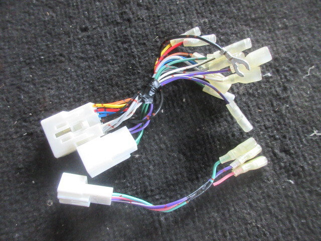 ★⑯R6G8391 トヨタ系ダイハツ系変換オーディオハーネス ナビ等に拍卖