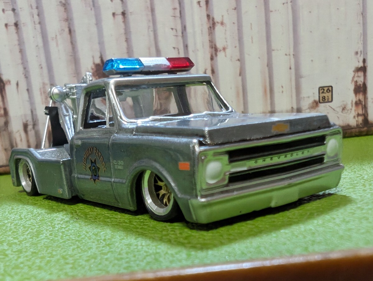 ★1/64トミカサイズ シボレーC-30レッカー車(HWパトロール)改リム、ローダウン、★他にも色々出品中!拍卖