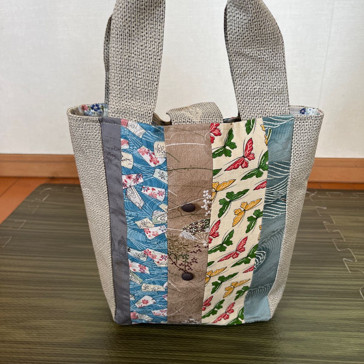 8-6新品 和柄布ハンドメイドトートバッグ 着物リメイク和風昭和レトロ柄パッチワークハンドバッグ携帯バッグエコバッグ布かばん2拍卖