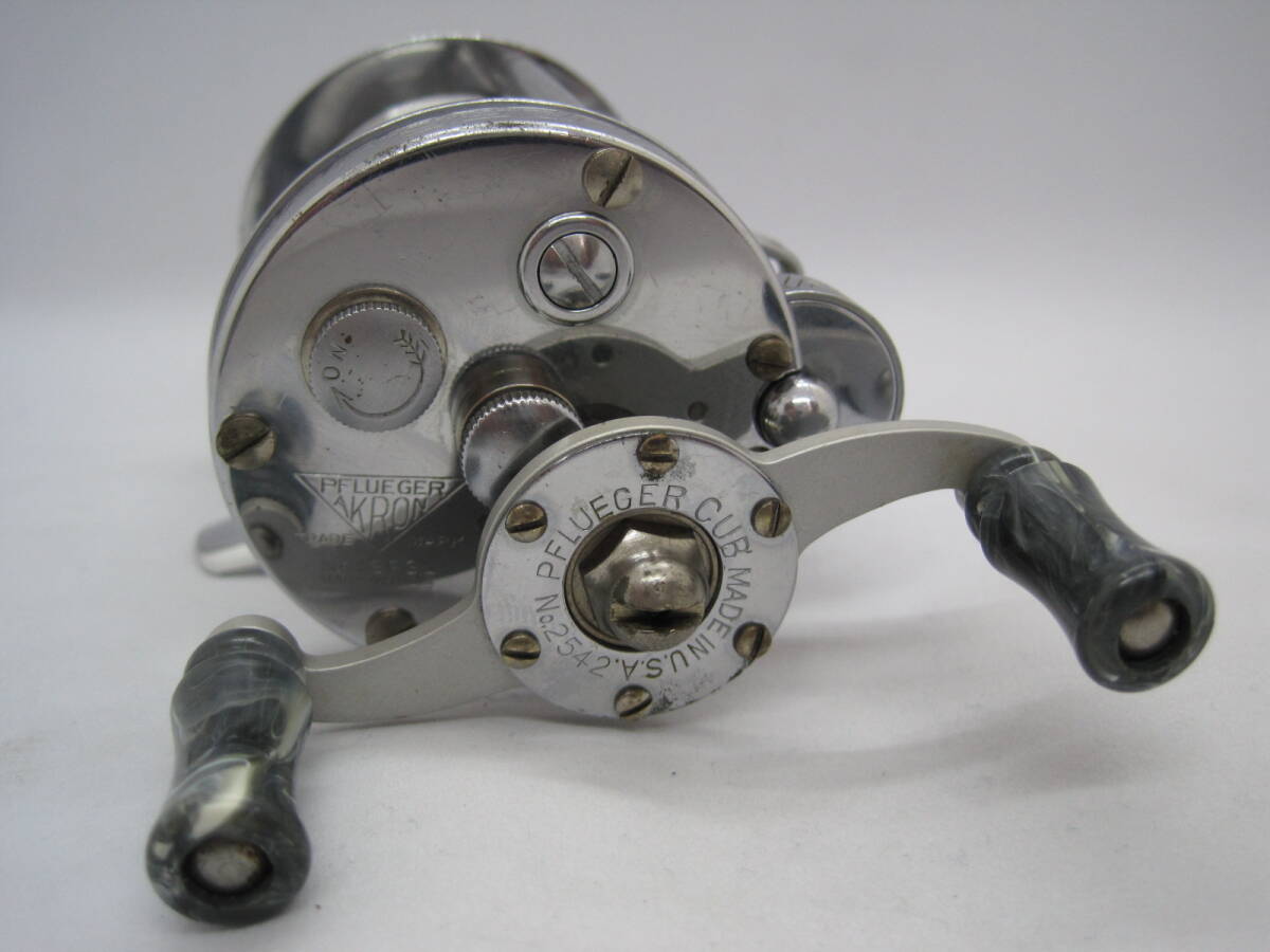 フルーガー アクロン1893L 1940~50年代製 ダイレクトドライブリール スープリウムキャブハンドル付き ビンテージリール拍卖