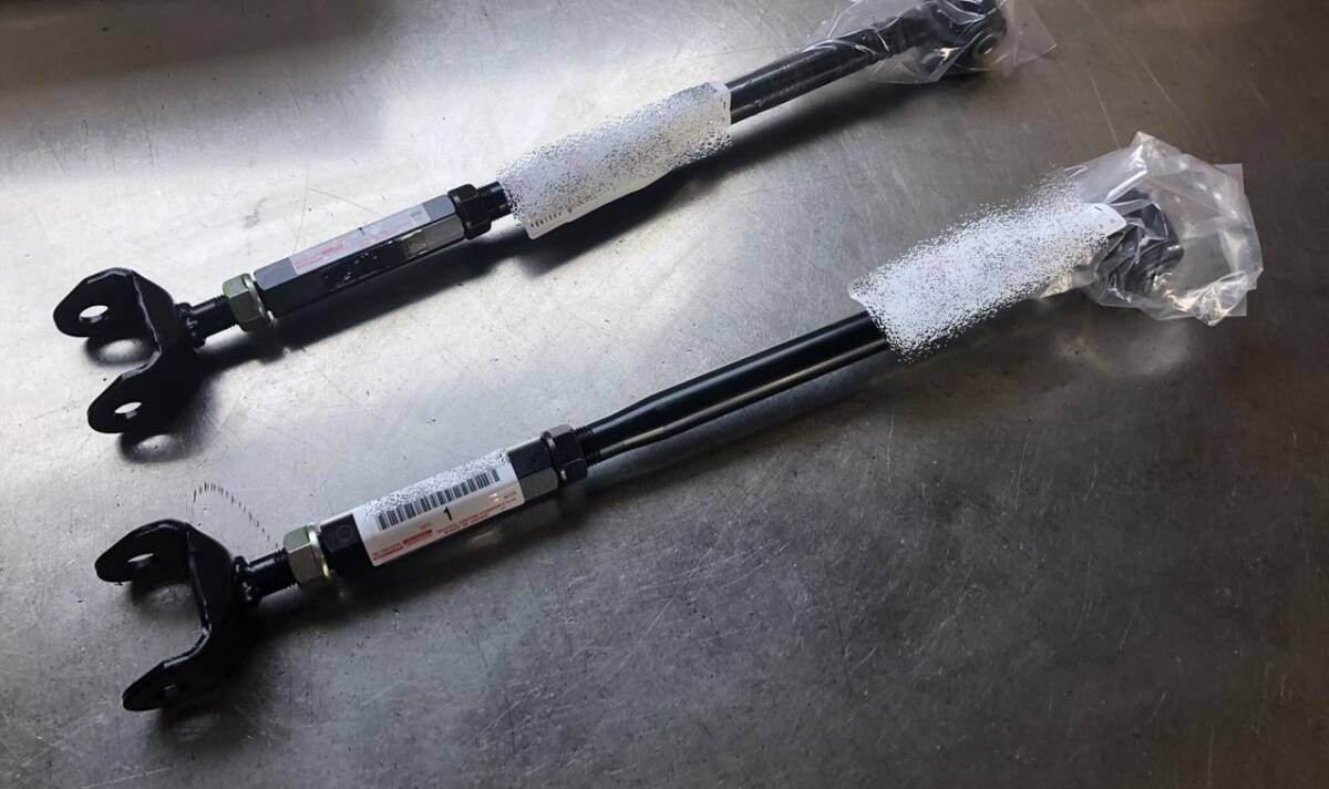 ●新品 未使用●トヨタ純正部品 MR2 SW20 リヤ サスペンション アーム NO.2 左右セット拍卖