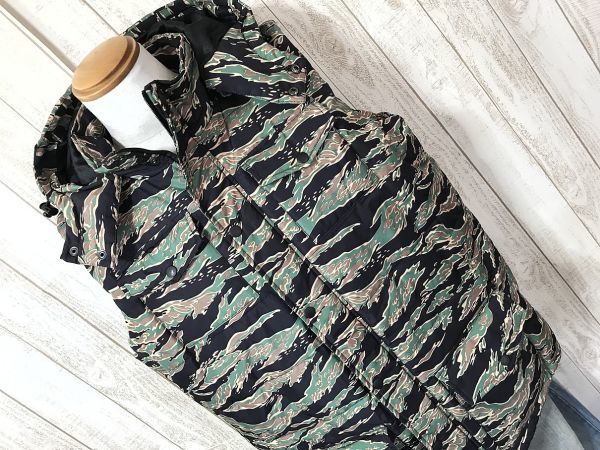 お勧め・【迷彩ベスト】MASS MANIA カモ ビッグサイズ フーディー 中綿 ベスト 希少モデル ヴィンテージ拍卖