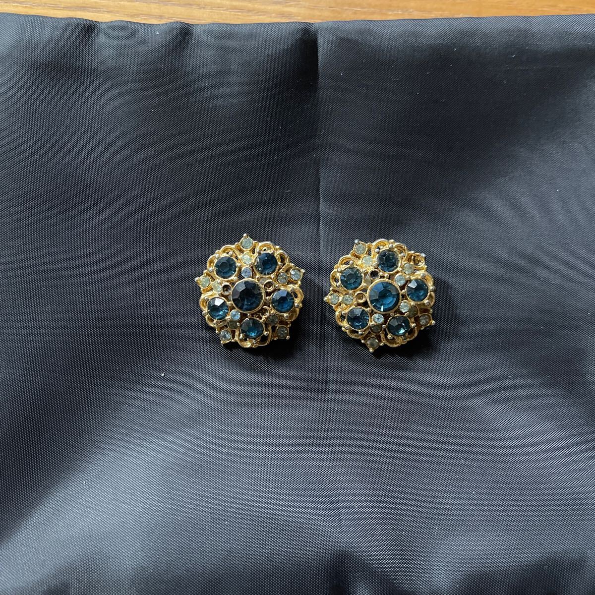 新品 アンティーク ラインストーンイヤリング ブルー拍卖