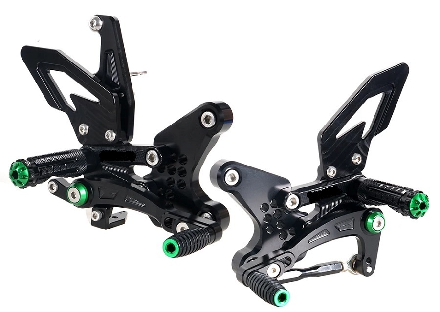 1セット限定特価 ☆ カワサキ ニンジャ ZX4-R ZX-4RR 高品質 アルミ シフター対応 バックステップ 2023~ ZX4R/ZX4RR ブラック/グリーン拍卖