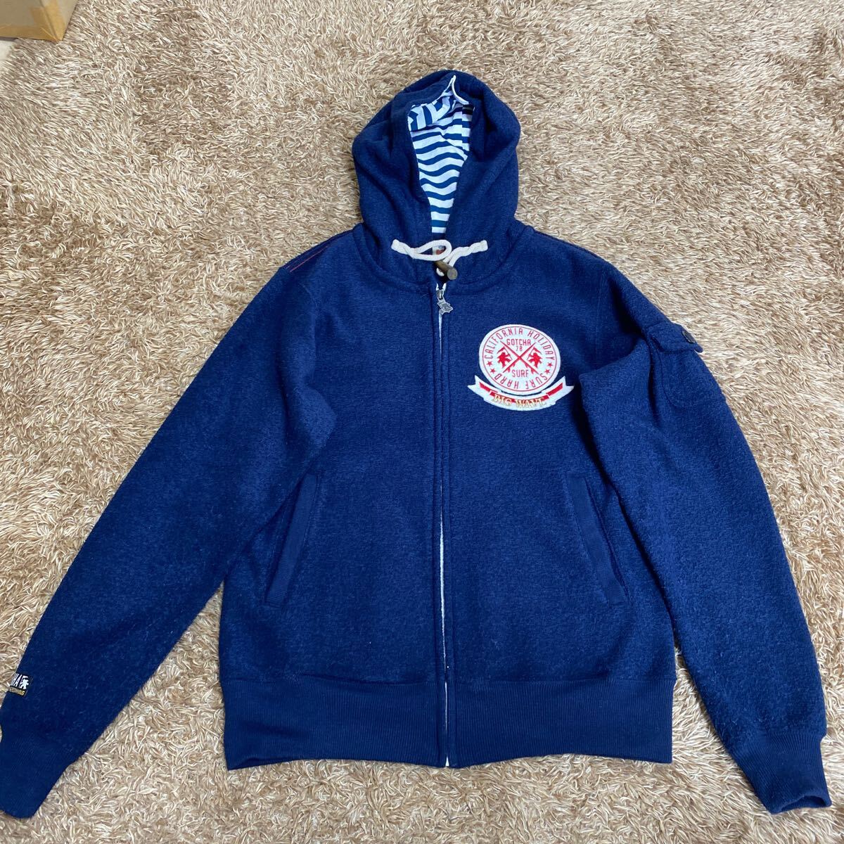 t98 GOTCHA パーカー サイズM表記 中国製拍卖