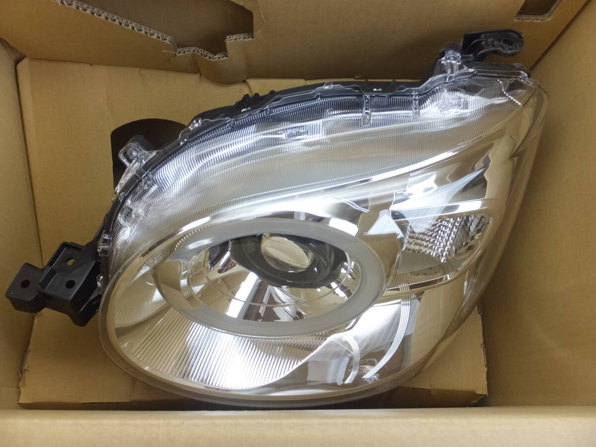 新品 ムーヴ キャンパス LA850S/LA860S LED左ヘッドライト H3950拍卖
