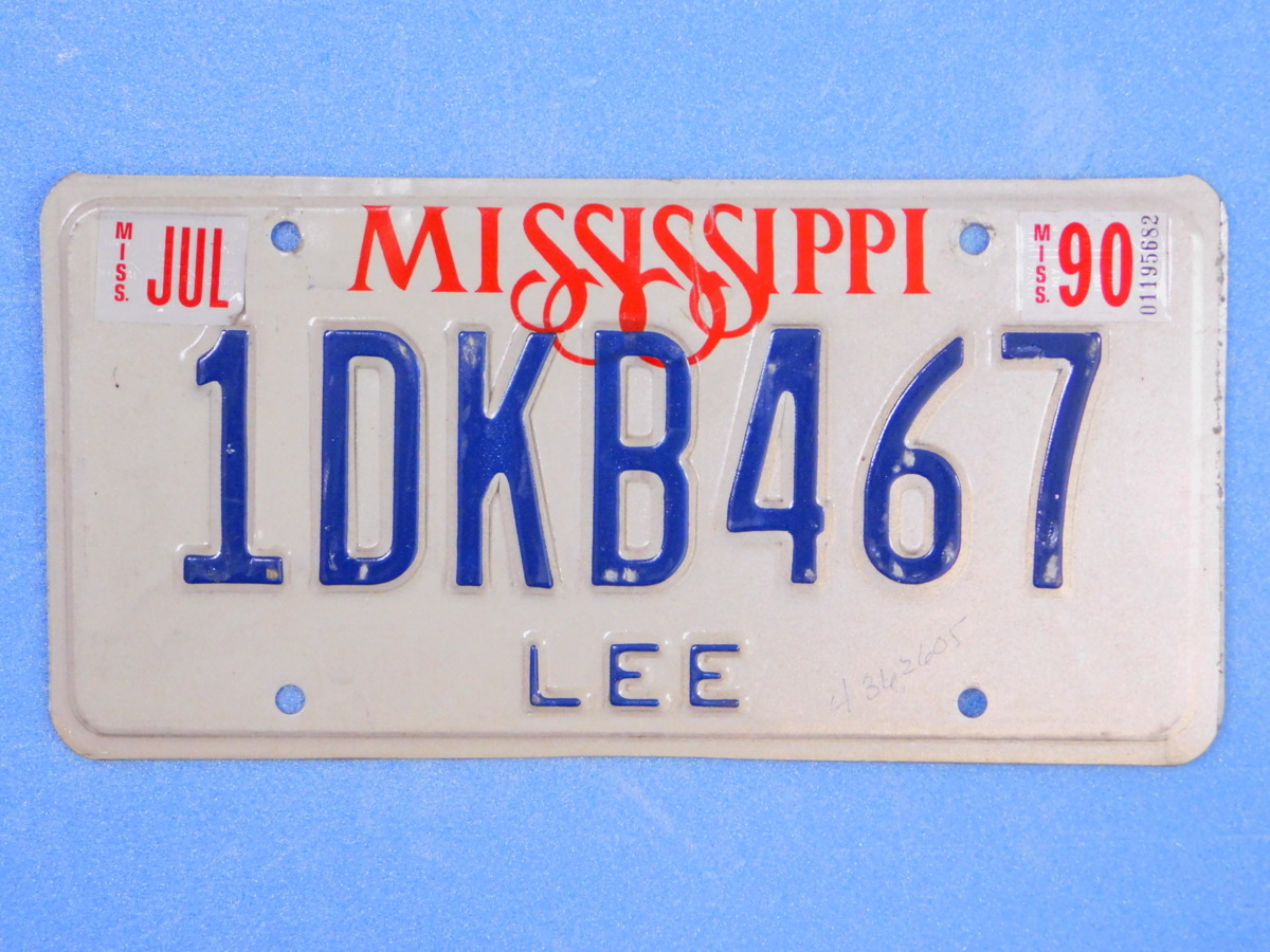ナンバープレート【ミシシッピ州】アメリカ ヴィンテージ ガレージ 陸運局払い下げ B-65拍卖