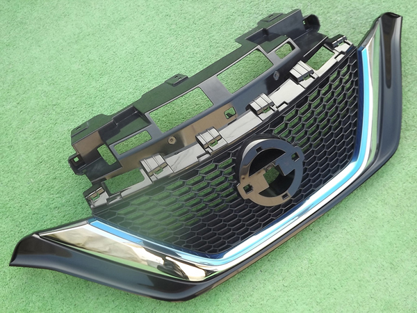 ☆良品,e-POWER,後期,ブルーメッキ★ノートHE12/SNE12フロントラジエーターグリル★eパワー,イーパワー,E12,純正★Re:P拍卖