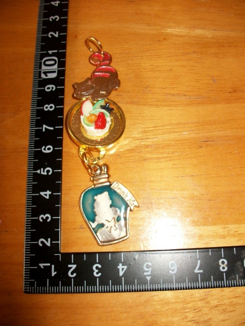 ▲▽不思議の国のアリス イメージ チャーム 2◆ペンダント ストラップ◆レジン ハンドメイド△▼拍卖