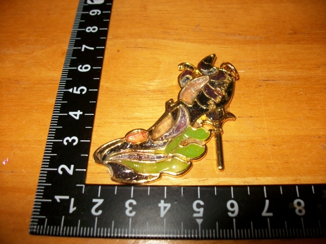 ▲▽眠れる森の美女「マレフィセント」イメージ 靴◆ストラップ・ペンダント◆ディズニーヴィランズ レジン ハンドメイド△▼拍卖