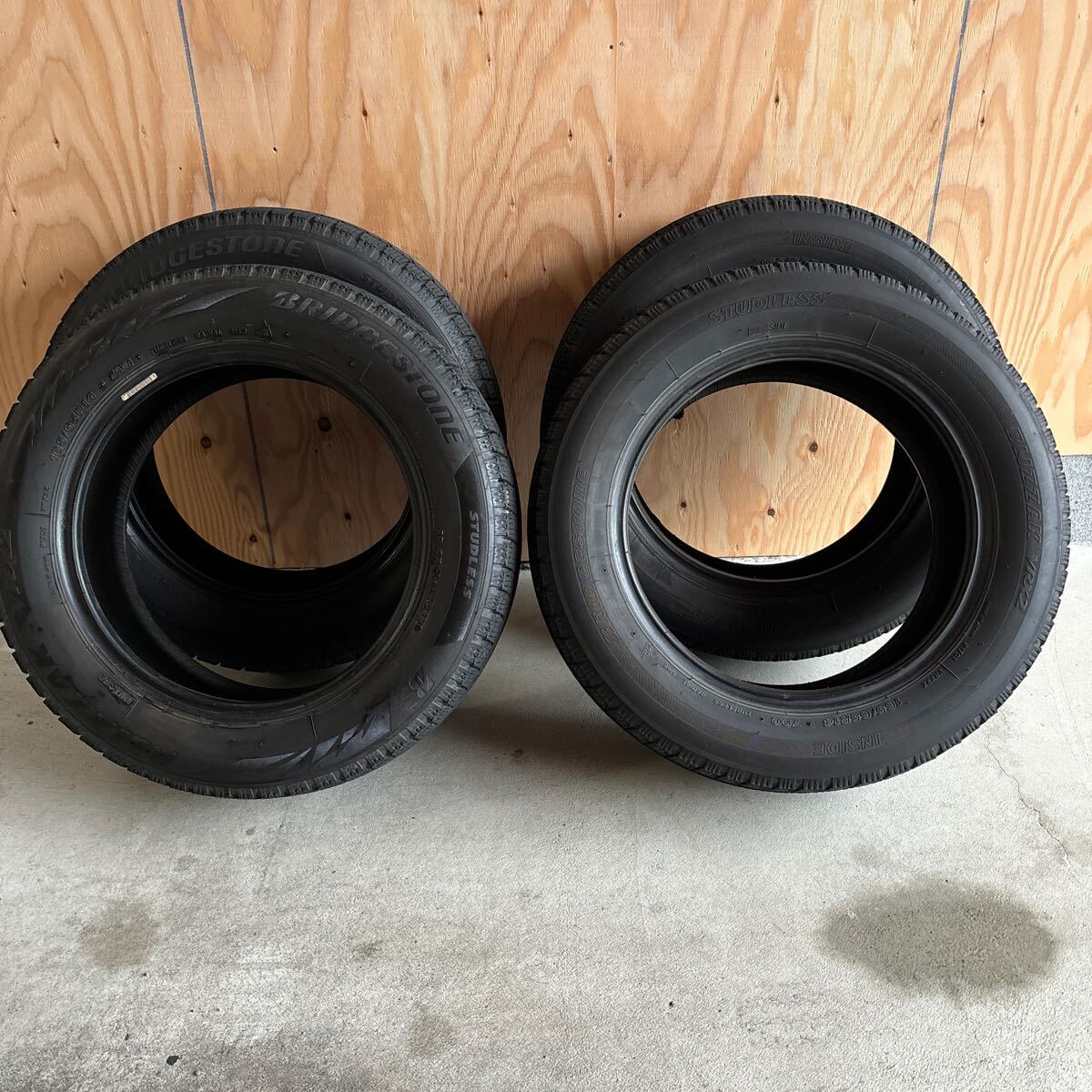 1000円スタート! ブリヂストン スタッドレスタイヤ ブリザックVRX2 165/65-14 ルーミー拍卖