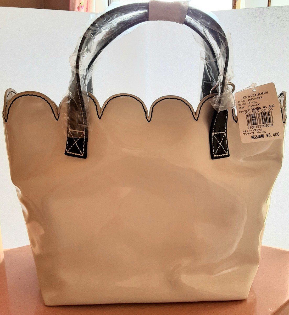 新品 PJ ハンドバッグ トートバッグ バッグ ポーチ付き ベージュ トート WOMAN レディース ピーチ・ジョン ペタルトート PEACH JOHN拍卖