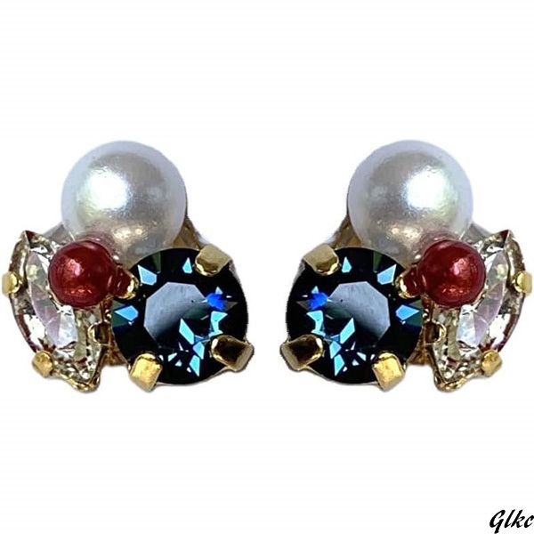 【クリスタルガラスとパールが上品な印象を与えるピアス】 スタッドピアス ジルコニア モンタナ サージカルステンレス 青 濃紺 大人拍卖