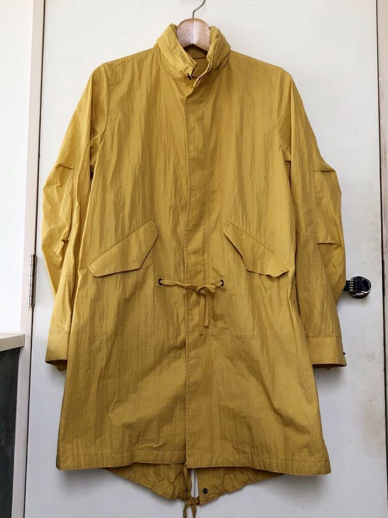 BASILE28フード付きレインコート レディース42 裏なしで軽量 銀杏イエロー拍卖
