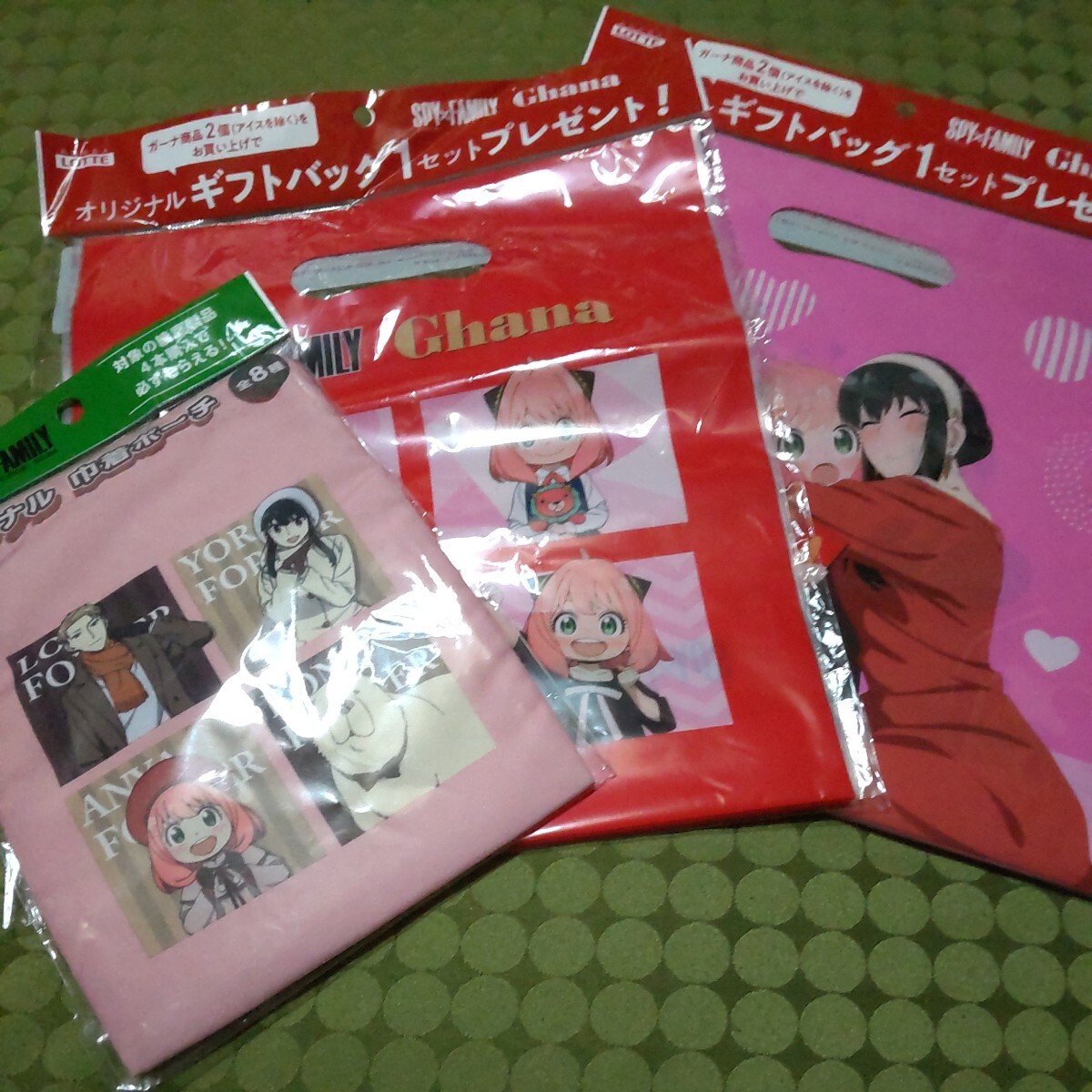 非売品 スパイファミリー SPY FAMILY オリジナル 巾着ポーチ ギフトバッグ 2種 三点 セット アーニャ ヨル ボンド ロイド拍卖