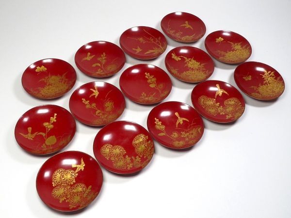 【7541】懐石道具 木製保証 花鳥図 絵替わり 沈金 小皿 14枚(初品・買取品)拍卖