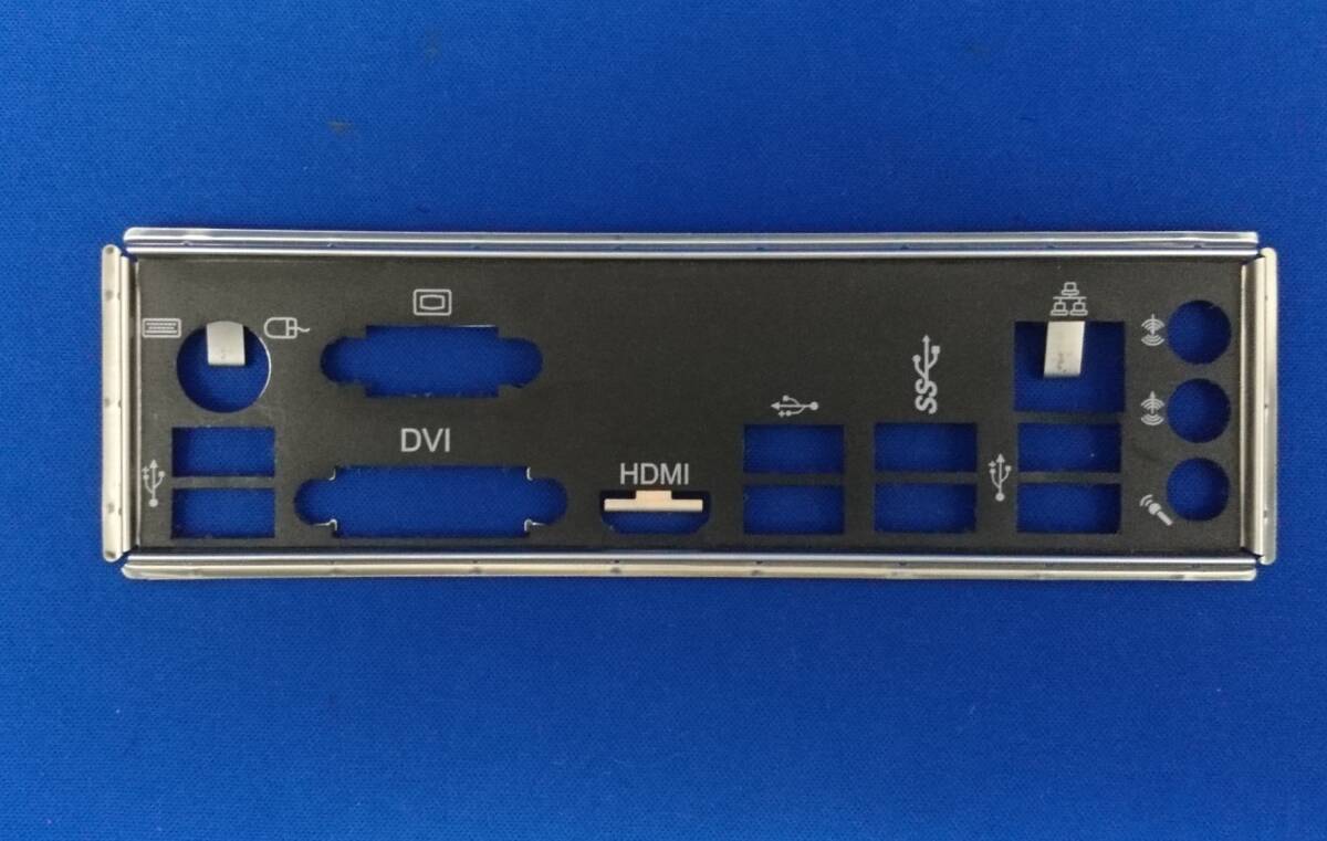 「ECS A75F2-M2」用I/Oパネル拍卖
