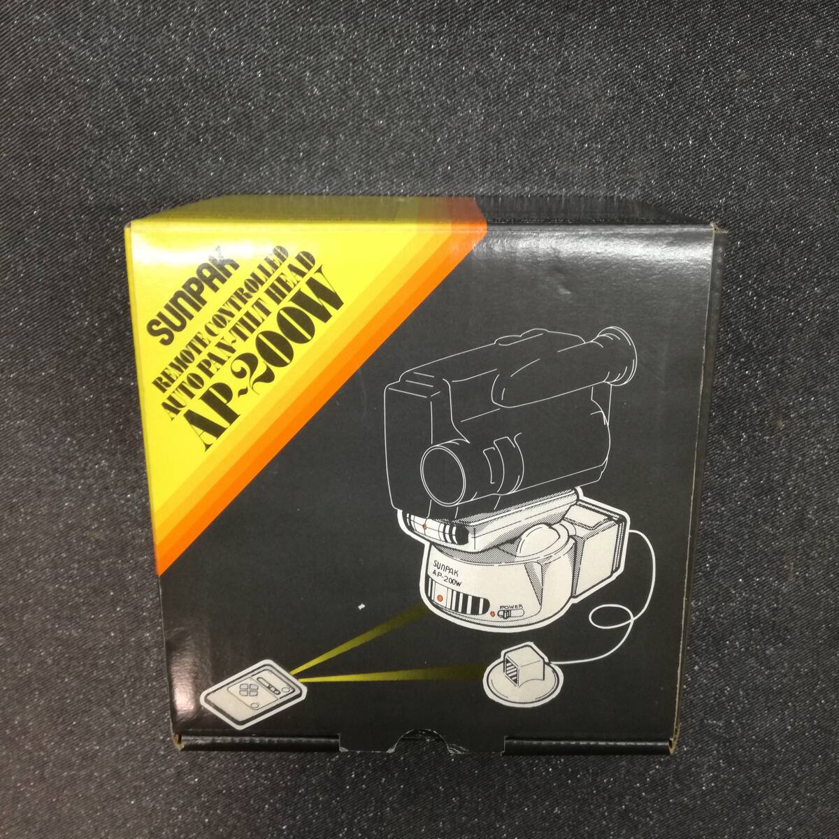 ◆【年代物】 SUNPARK AP-200W 未使用品 REMORTE CONTEROLLED AUTO PAN-TILT HEAD 動作未確認 (本体電池無い為) 部品取用に拍卖