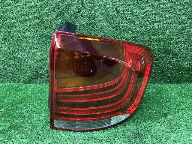 BMW X1 ABA-VL18 右テールランプ SDRIVE 18I拍卖
