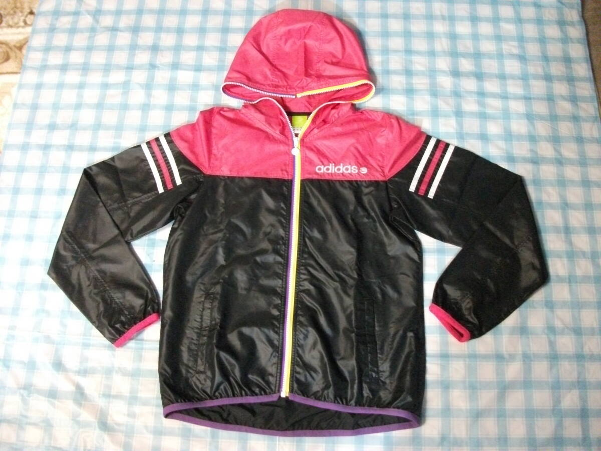 アディダス ウインドパーカー 黒赤 M 美品拍卖