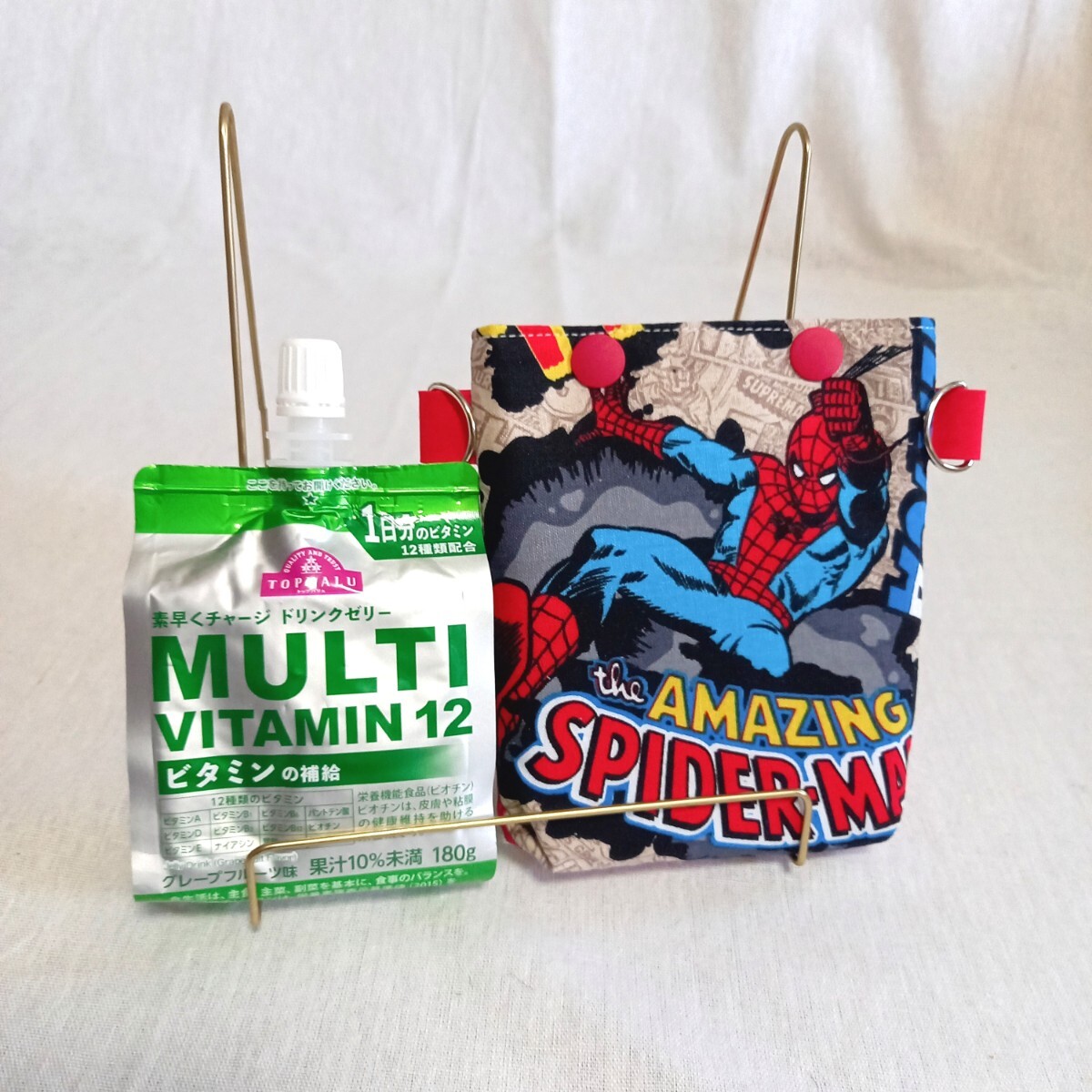 手作り☆保冷保温パウチ飲料ケース☆180g対応☆スパイダーマン&赤スター拍卖