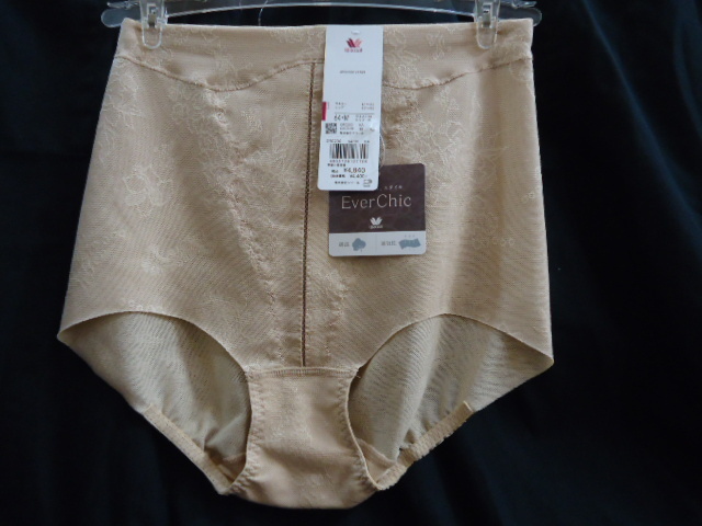 ソフトガードル ジャストウエスト ショート丈 64-M寸 KA色★ワコール EverChic★1枚ばき可能 綿混 GRC230拍卖