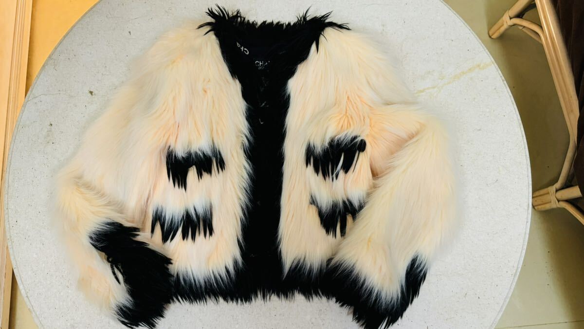 シャネルレアなふファージャケット拍卖