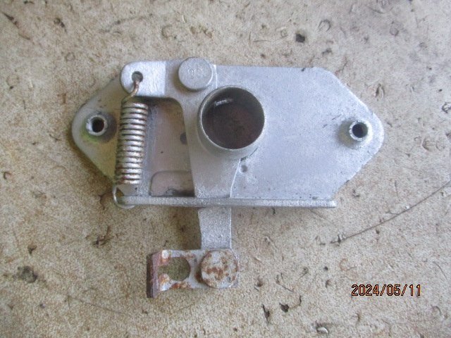 (0256)KB210 サニー GX クーペ ボンネットフードロック キャッチ拍卖