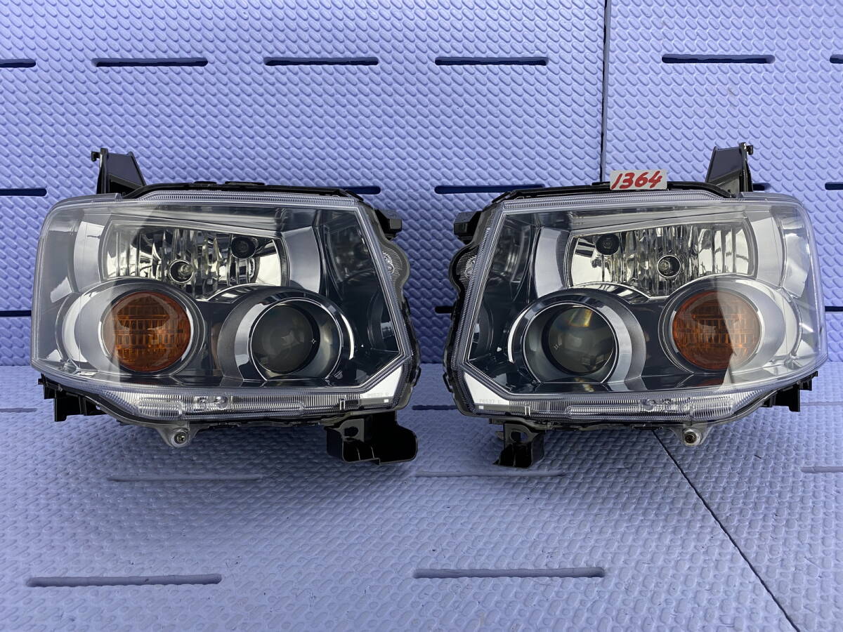 1364 * 非常に綺麗な状態 * トッポ H82A ハロゲンライト左右 SET P8619拍卖