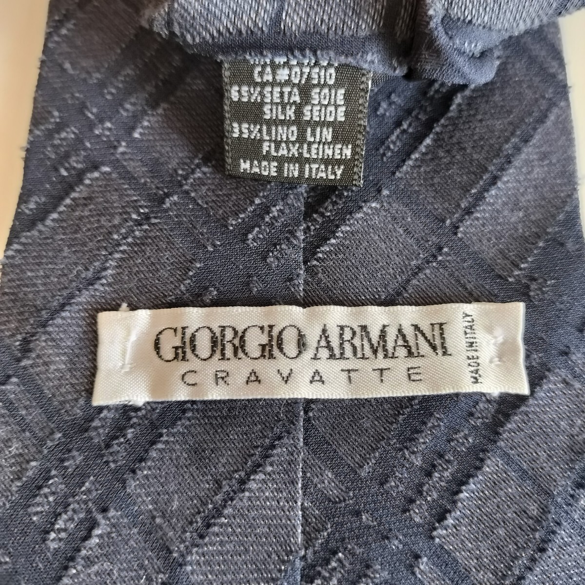 GIORGIO ARMANI(ジョルジオアルマーニ)ダークネイビーチェックネクタイ拍卖