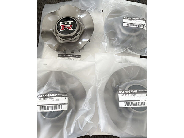 日産 純正 BNR34 GT-R GTR センター キャップ 4枚 セット 検 ニスモ ホイール ボンネット カーボン チタン マフラー ディフューザー gt-r拍卖