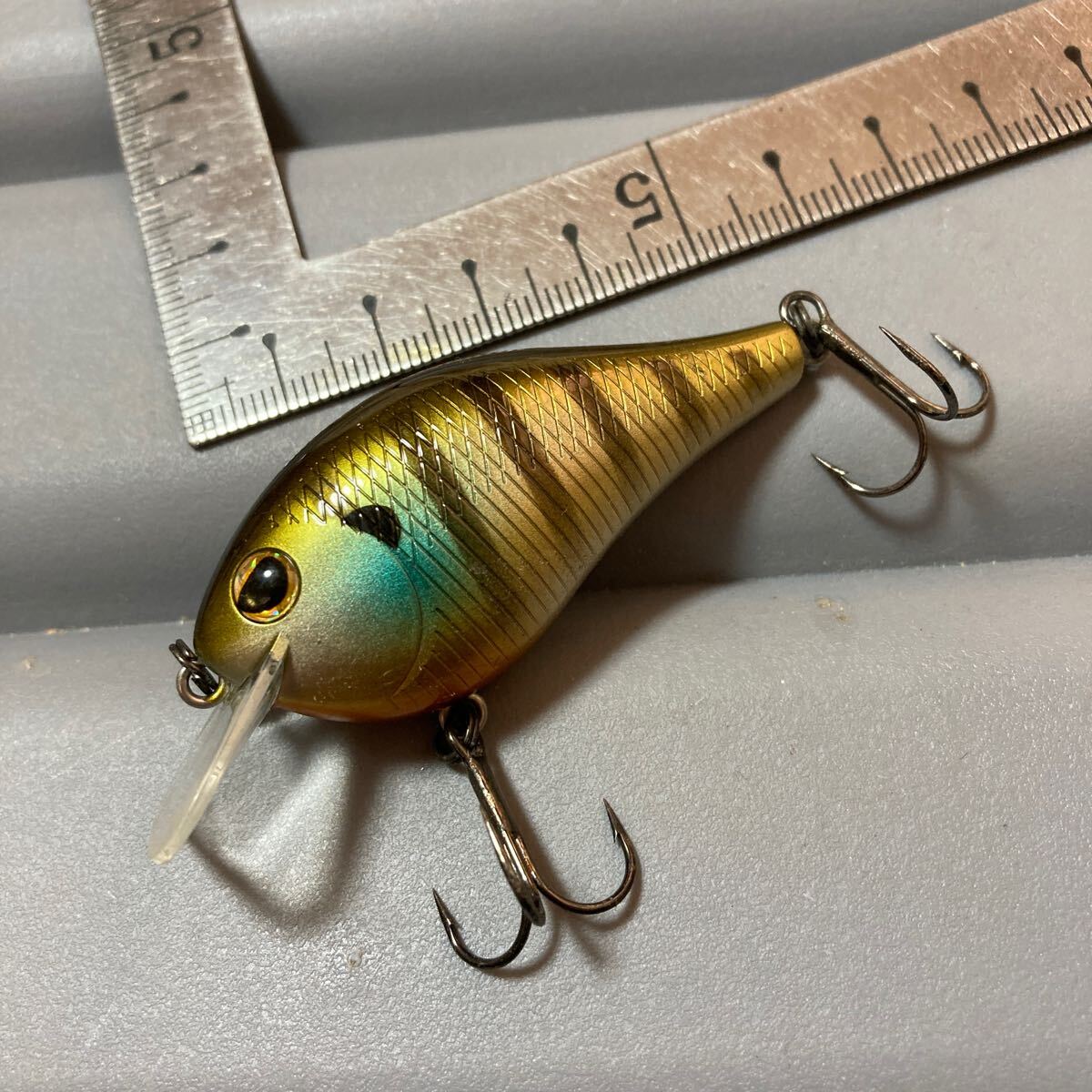 ダイワ Dスクエアクランク 55 ブルーギル 即決拍卖