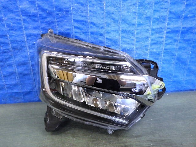 6100 N-BOXカスタム JF3 JF4 前期 右ライト LED W3106 J N BOX カスタム 美品拍卖