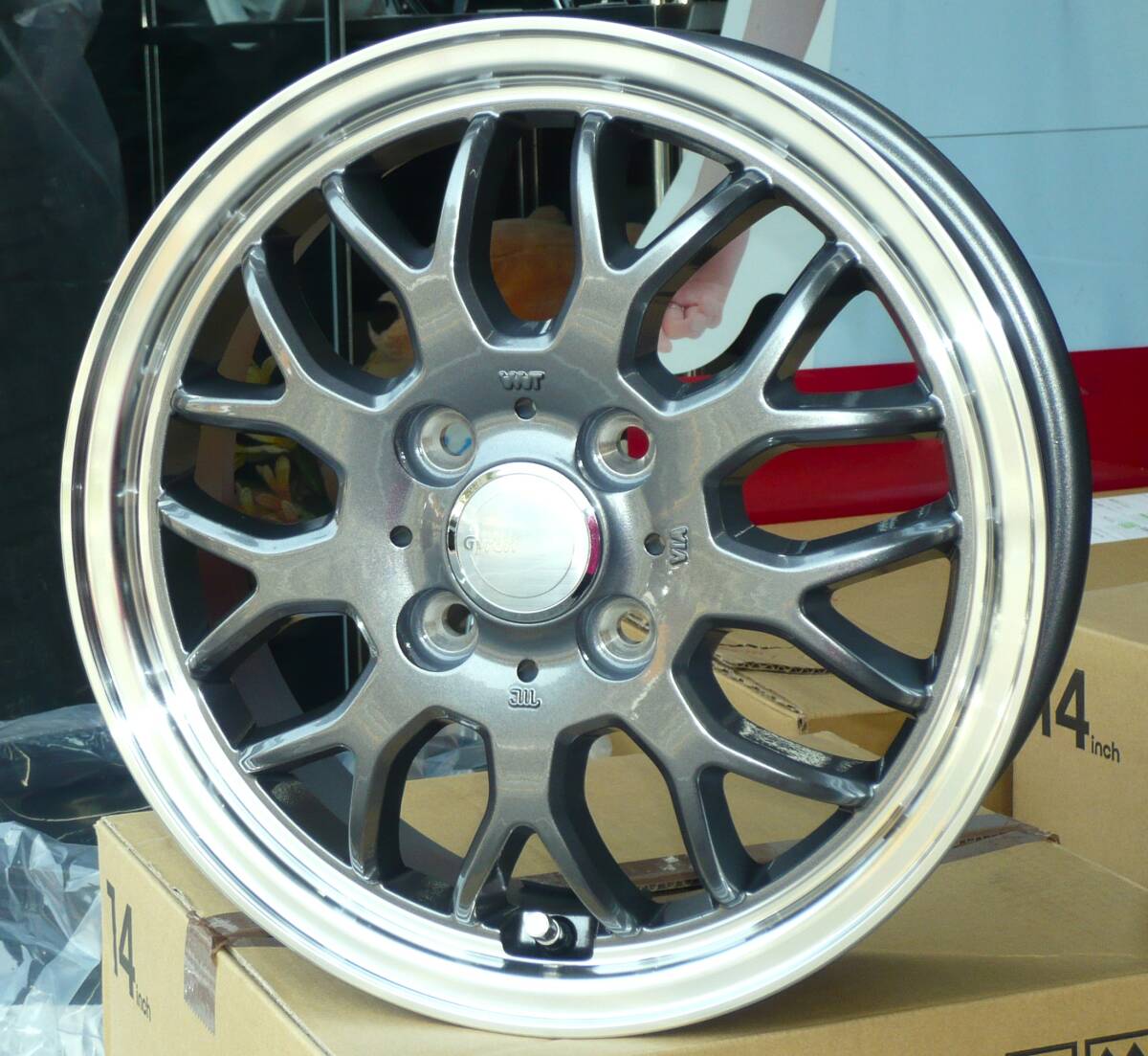 税込! JF3/JF4系 N-BOX用ホイール 「GYRAFT-9M」GM 新品1台分拍卖