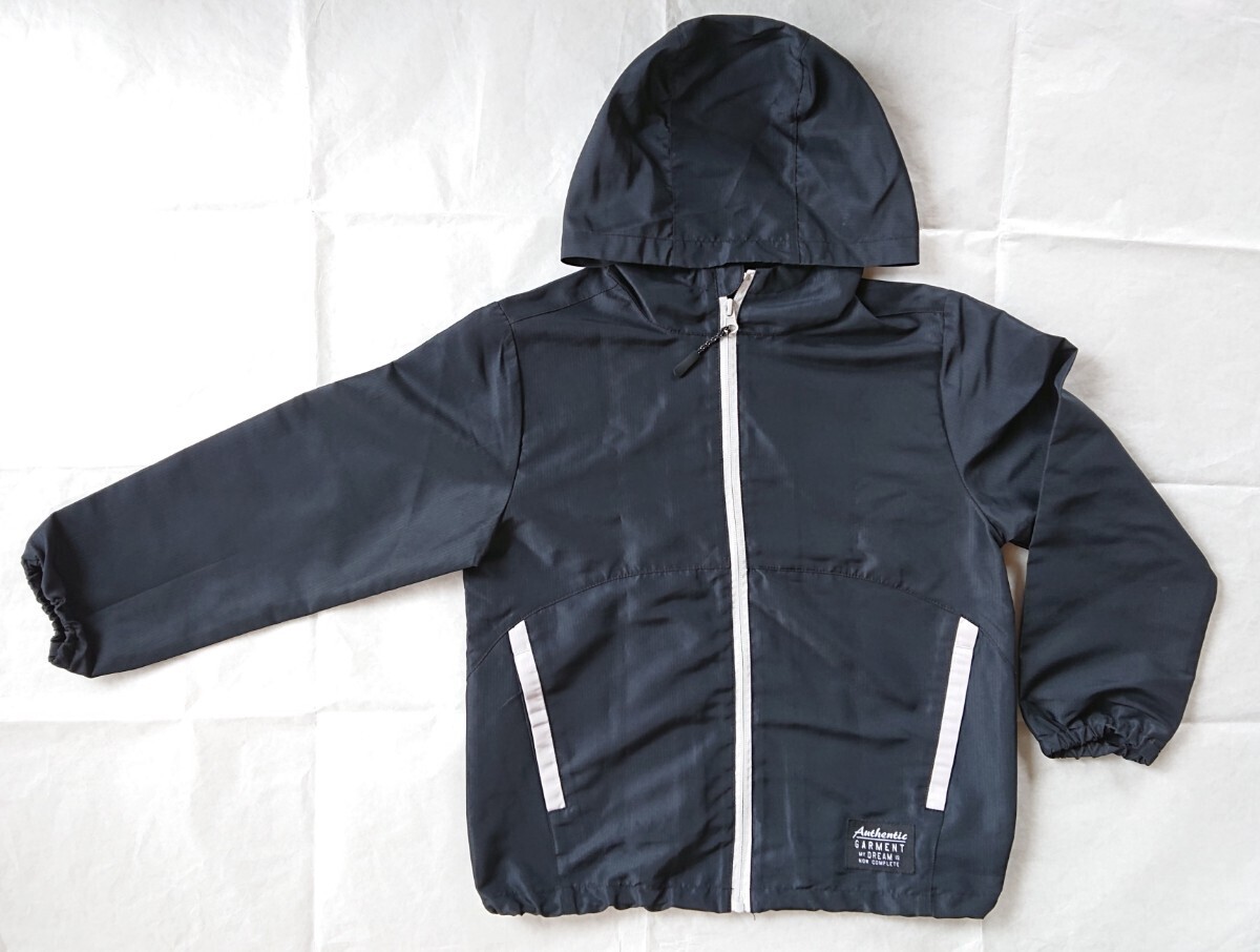 ★美品 ウインドブレーカー ウインドジャケット マウンテンパーカー アウトドア シャカシャカ 130 ブラック拍卖